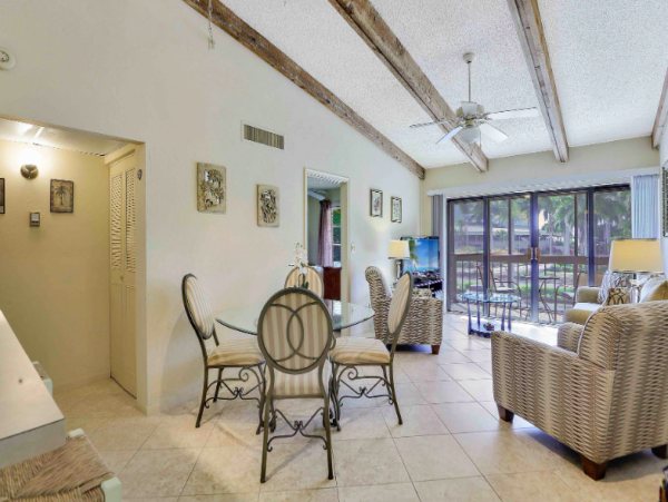 Two Bedroom Walk to Beach Vacation Condo in Marco Island