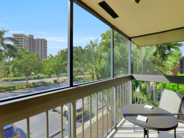 Two Bedroom Walk to Beach Vacation Condo in Marco Island