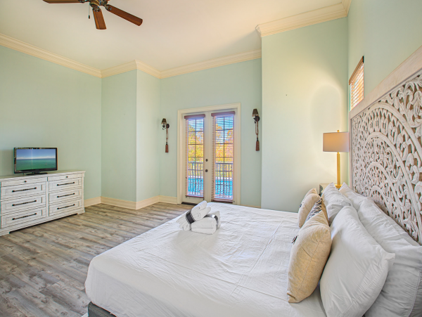 Destin Vacation Home Plus Guest House Sleeps 22 Guests.