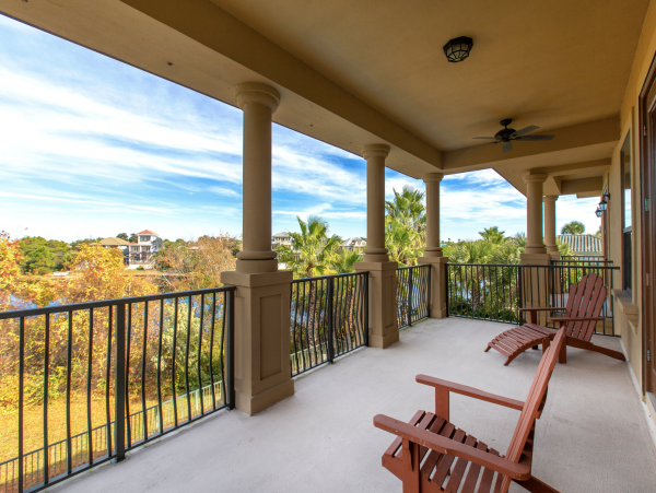 Destin Vacation Home Plus Guest House Sleeps 22 Guests.