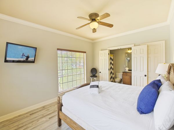 Destin Vacation Home Plus Guest House Sleeps 22 Guests.
