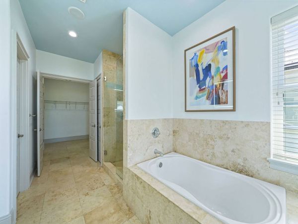 Beautiful Nine Bedroom Crystal Beach Vacation Home Sleeps 24