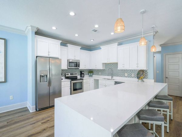 Beautiful Nine Bedroom Crystal Beach Vacation Home Sleeps 24