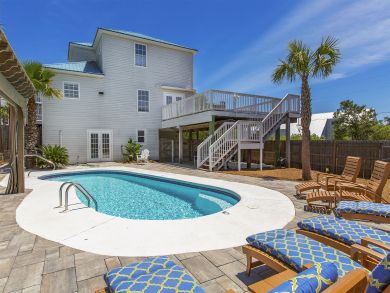 Luxury 5 Bedroom Home with Private Pool