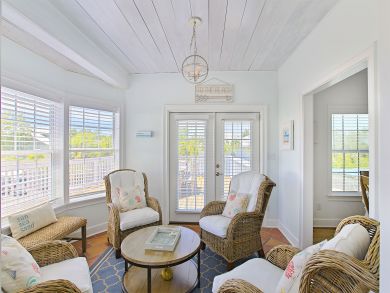 Luxury 5 Bedroom Home with Private Pool