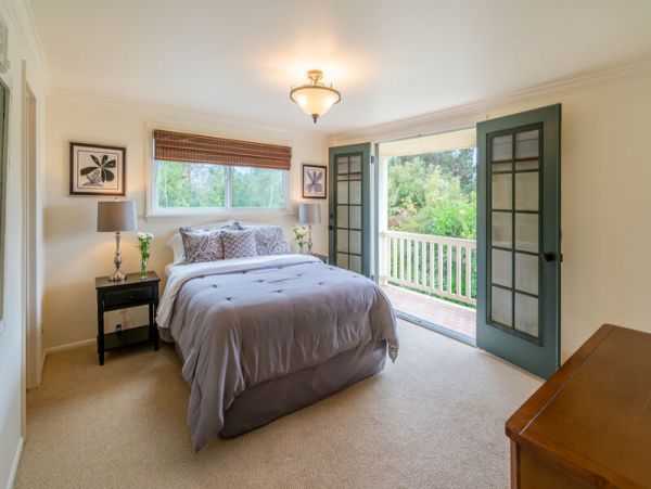 Montecito Vacation Home Sleeps 12 Guests Short Walk to Beach