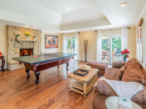 Montecito Vacation Home Sleeps 12 Guests Short Walk to Beach