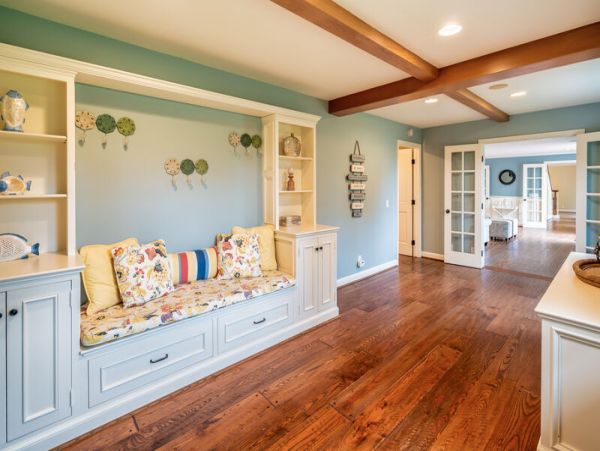 Montecito Vacation Home Sleeps 12 Guests Short Walk to Beach