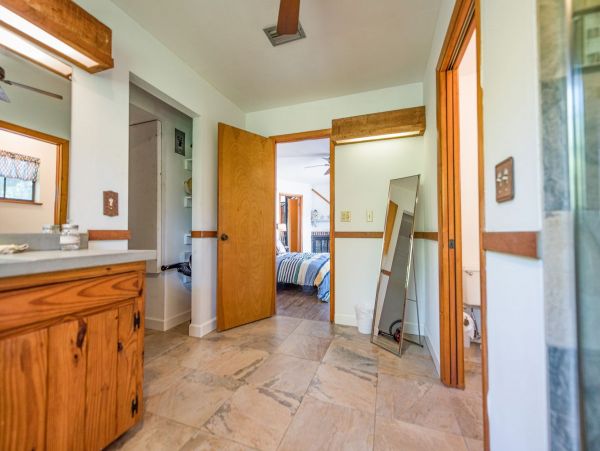 Anna Maria Walk to Beach 2 Bedrooms Plus Loft Home Sleeps 8