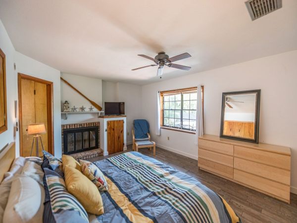Anna Maria Walk to Beach 2 Bedrooms Plus Loft Home Sleeps 8