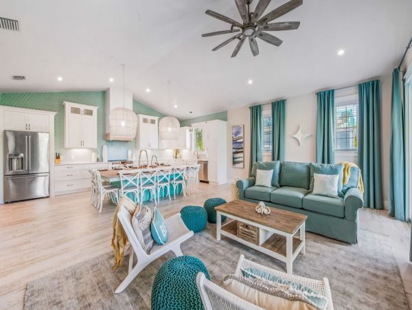 Luxury Siesta Key Five Bedroom Vacation Pool Home Sleeps 15