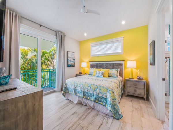 Luxury Siesta Key Five Bedroom Vacation Pool Home Sleeps 15