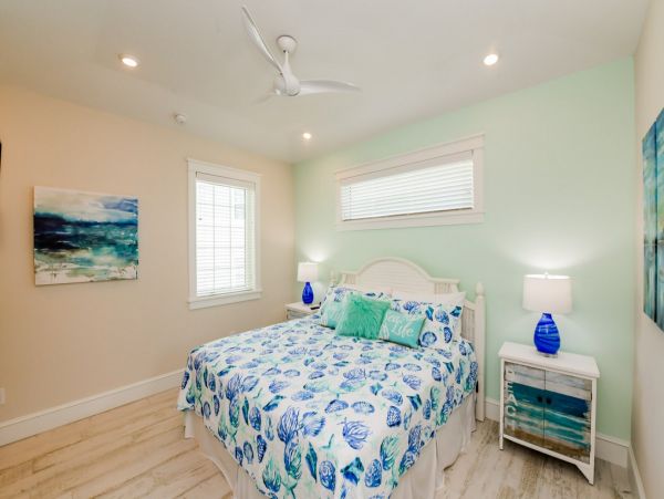 Luxury Siesta Key Five Bedroom Vacation Pool Home Sleeps 15