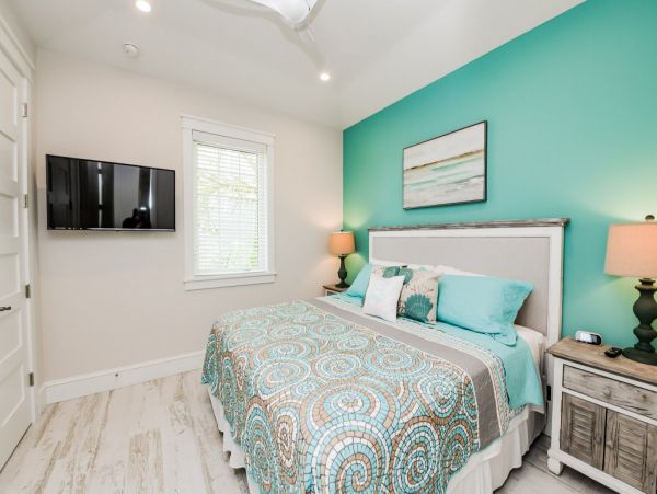 Luxury Siesta Key Five Bedroom Vacation Pool Home Sleeps 15