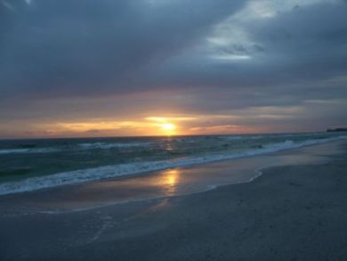 Anna Maria Island Vacation Rental Condo 2 Bedrooms Sleeps 6