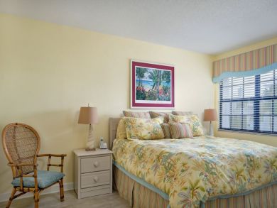 Best Value Holmes Beach Vacation Condo Sleeps 6 Guests