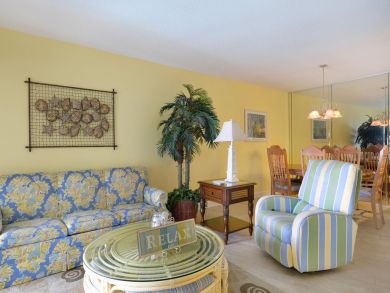 Best Value Holmes Beach Vacation Condo Sleeps 6 Guests