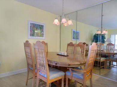 Best Value Holmes Beach Vacation Condo Sleeps 6 Guests
