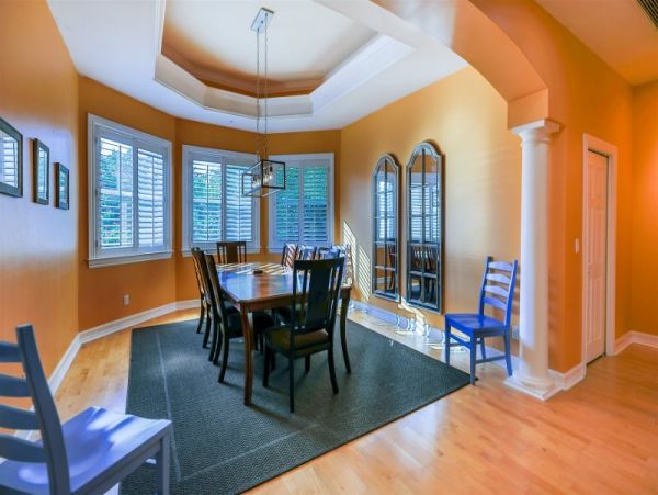 Family Home with Private Pool Sleeps 12 Guests in Captiva