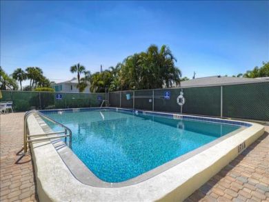 Holmes Beach Vacation Rental Condo Two Bedrooms