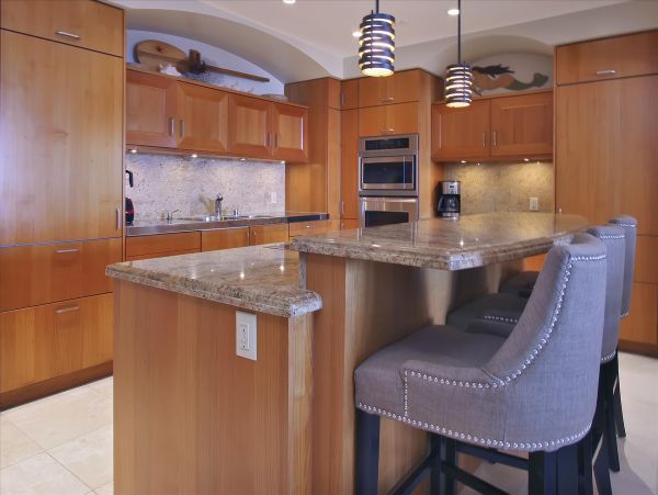 Wailea Luxury Vacation Rental Condo Three Bedrooms Sleeps 8