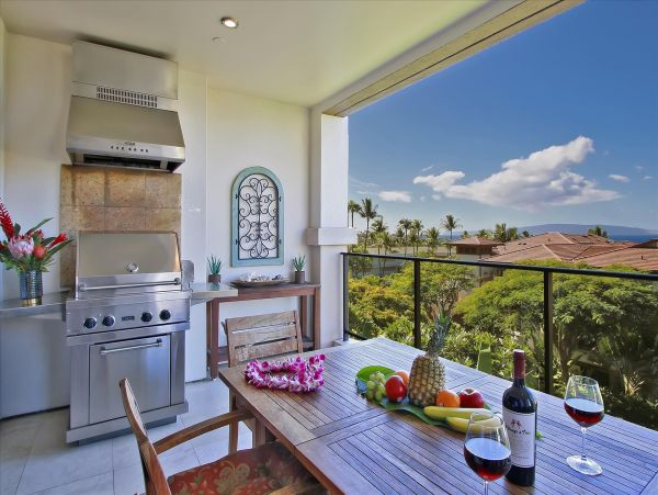 Wailea Luxury Vacation Rental Condo Three Bedrooms Sleeps 8