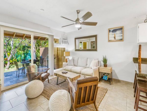 Lahaina Maui One Bedroom Unit Sleeps Four Guest
