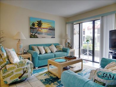 Bradenton Beach Vacation Condo Sleeps Six Guests