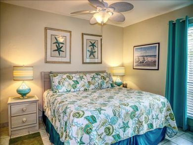 Bradenton Beach Vacation Condo Sleeps Six Guests