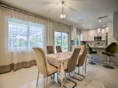 Miami Vacation Home Sleeps Ten Guests