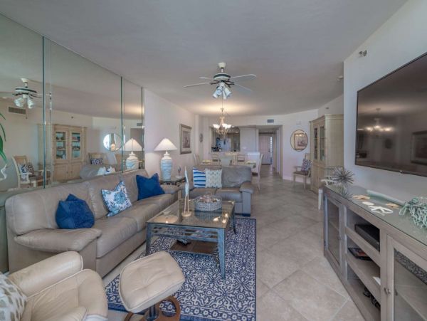 Marco Island Vacation Beach Condo Sleeps 4 Guests Gulf Views