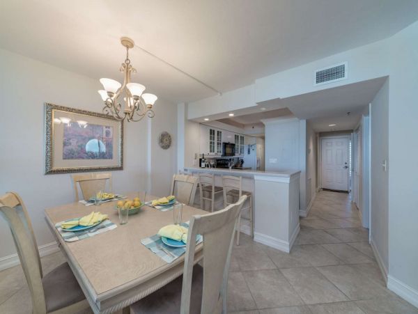 Marco Island Vacation Beach Condo Sleeps 4 Guests Gulf Views