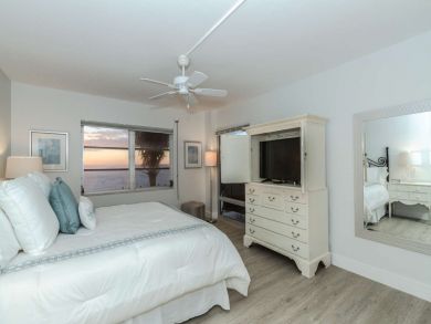 Naples Condo 929477 Naples Condo 929477