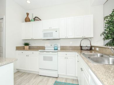 Naples Condo 929480