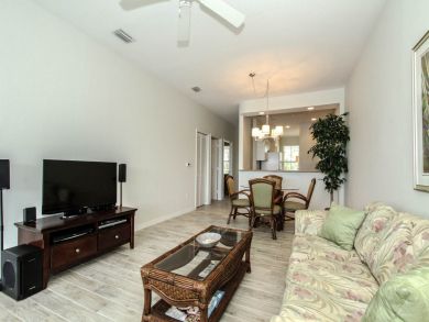 Naples Condo 929480