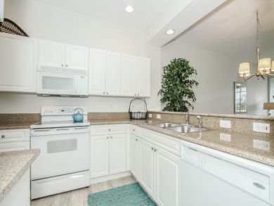 Naples Condo 929480