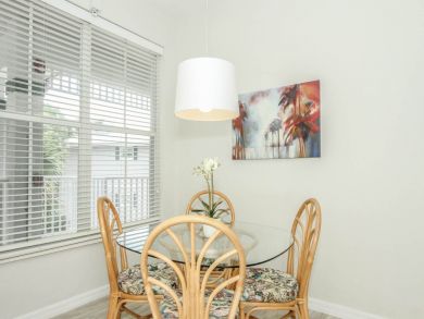 Naples Condo 929480