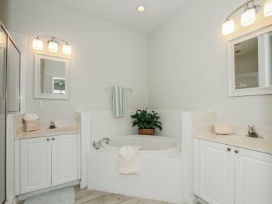 Naples Condo 929480
