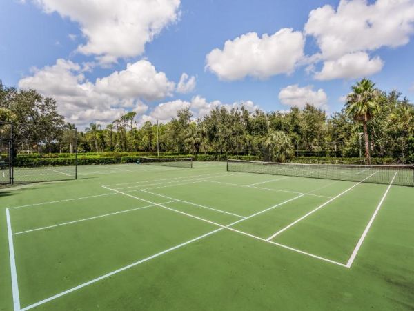 Naples Florida Vacation Rental | Lakefront Condo with Pool & Balcony