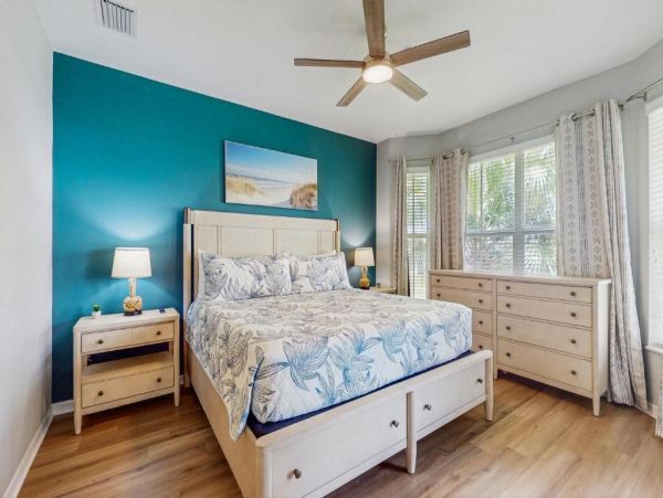 Naples Florida Vacation Rental | Lakefront Condo with Pool & Balcony