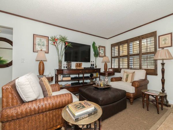 Naples Luxury 2 Bedroom Vacation Condo Walk To Beach