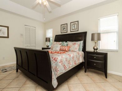 Naples Home 929486
