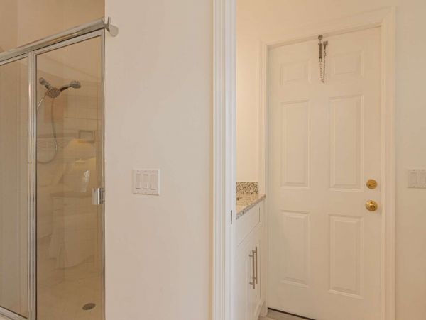 Three Bedroom plus Den Gorgeous Vacation Home in Naples
