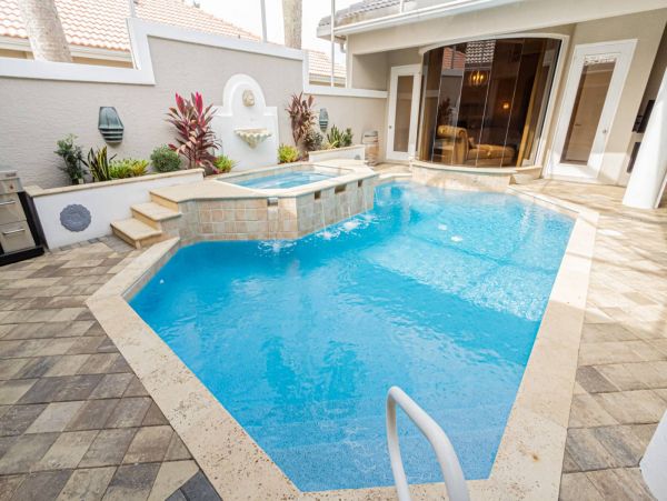 Naples Vacation Rental Home With Private Pool & Spa Sleeps 6