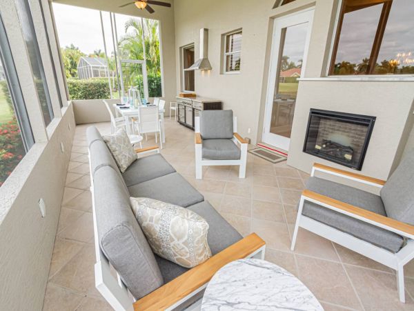 Naples Vacation Rental Home With Private Pool & Spa Sleeps 6