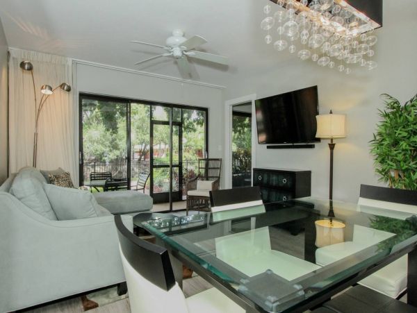 Luxurious Naples Vacation Condo 2 Bedroom