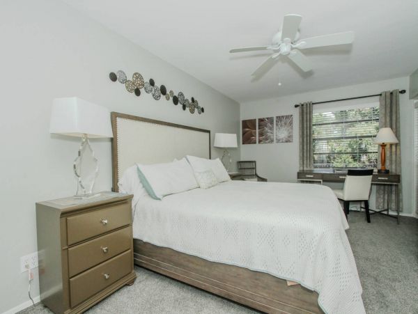 Luxurious Naples Vacation Condo 2 Bedroom