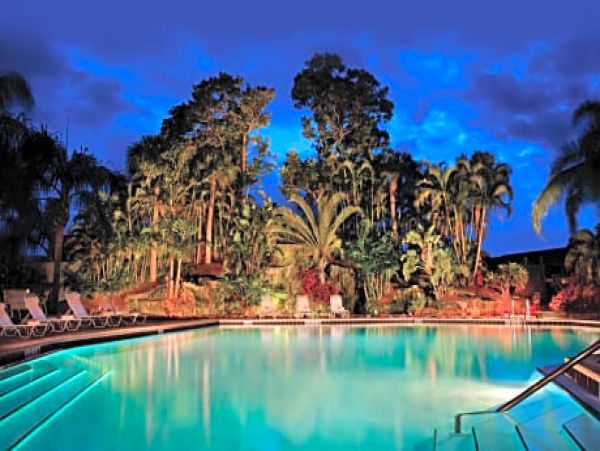 Luxurious Naples Vacation Condo 2 Bedroom