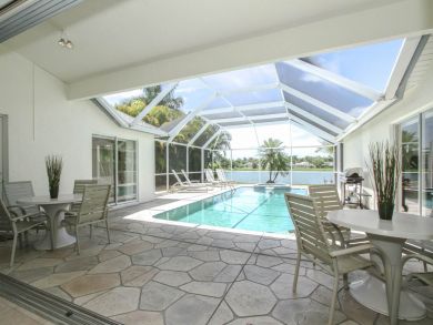 Naples Home 929503