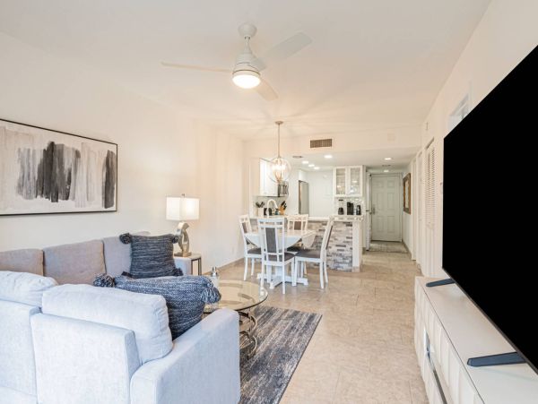 Luxurious Two-Bedroom Condo in Naples, Florida